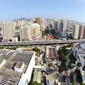 空中俯瞰厦门地铁施工现场 23个车站全部展开施工