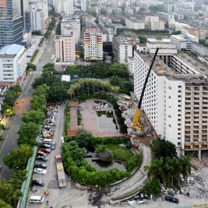 “服役”不到30年 福州标志性建筑温泉大饭店开拆