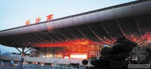 最美夜色地标:长沙火车南站首次完成站场亮化
