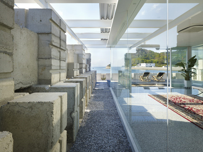 GLASS