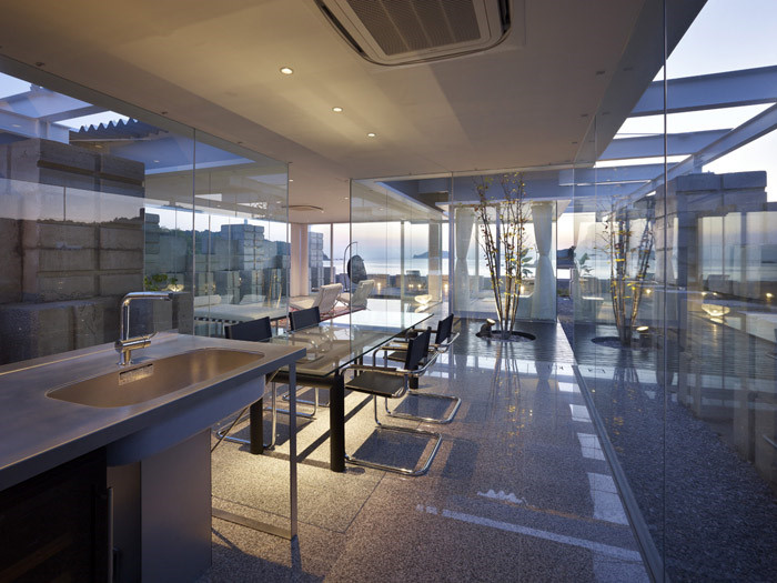 GLASS