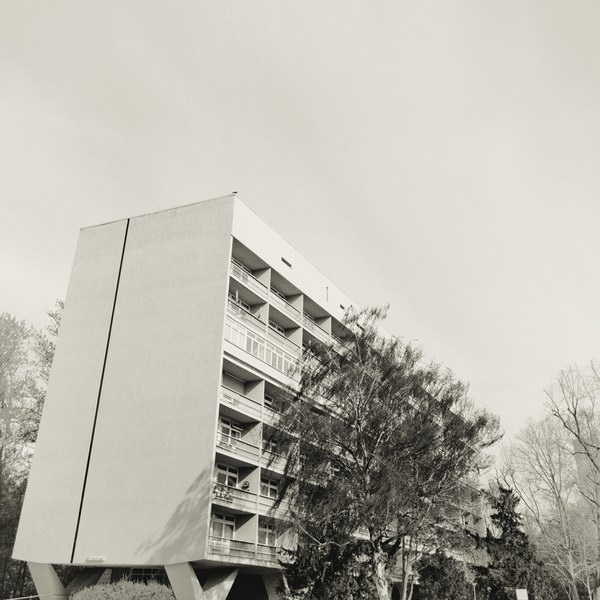 1957δ