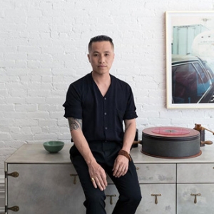 来看看著名华裔设计师Phillip Lim的家长什么样吧?
