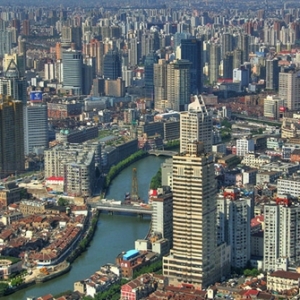 时评:小城患上大城市病
