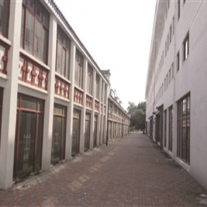 南京巨资打造徽式建筑成烂尾楼 调查遭遇“踢皮球”