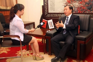 中材集团有限公司董事长刘志江应邀出席“2015中国500强企业高峰论坛”