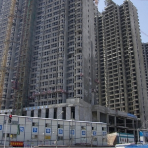 兰州一在建工地工人23楼坠下当场死亡 负责人含糊其辞
