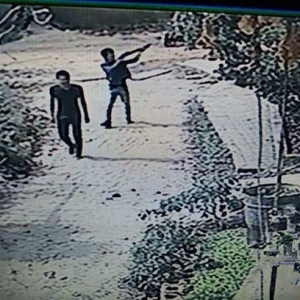 武汉一拆迁区夜里放女鬼惨叫 吓坏居民