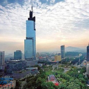 时评:“南京第一高楼”被判赔的警示意义