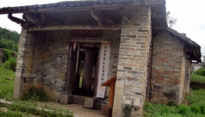 时评:当“不可多得”的文物成为“杂乱建筑”