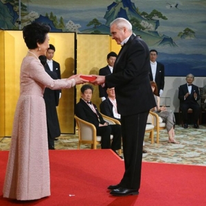 多米尼克·佩罗赢得2015年日本皇室文化奖