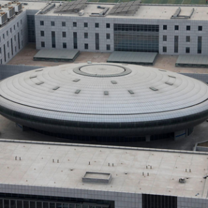 山东惊现飞碟造型建筑:UFO降临地球