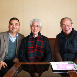 华南理工大学建筑设计研究院院长何镜堂探望退休老同志