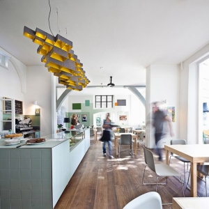 Thuys at the Dolhuys by overtreders w