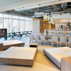 Midi a Midi  by Aki Hamada Architects