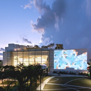 -Frank Gehry