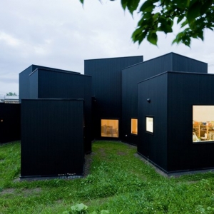 house o by Jun Igarishi Architects