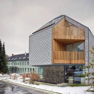 ɽѩԢ by OFIS architects