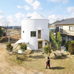 Ȳסլ House in Chiharada by Studio Velocity