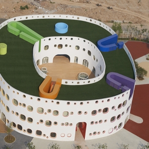 ׶԰-LOOP LOOP International Kindergarten by Keiichiro Sako