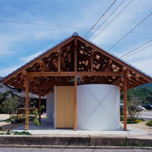 ϴּ toilet by tato architects