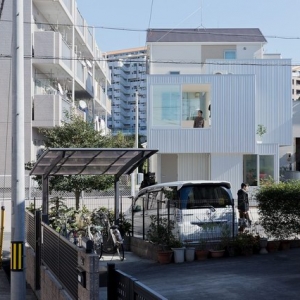 ձChayagasakaסլ House in Chayagasaka by Tetsuo Kondo Architects