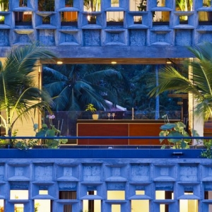 ־ƽʢסլ Binh Thanh House by Vo Trong Nghia Architects + Sanuki + Nishizawa architects