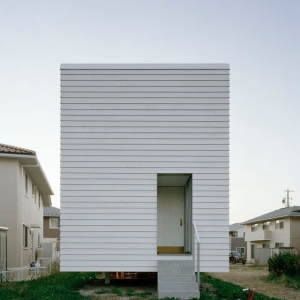 2004סլ 2004 House by Hidejuyi Nakayama