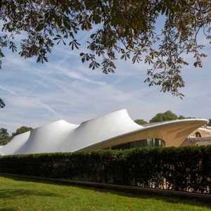 λserpentine sackler gallery by ϵ Zaha Hadid
