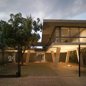 ܿյĻ Floating in Space by W design architecture studio
