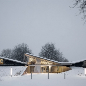 ˮ칫 Water treatment facility by Skylab Architecture