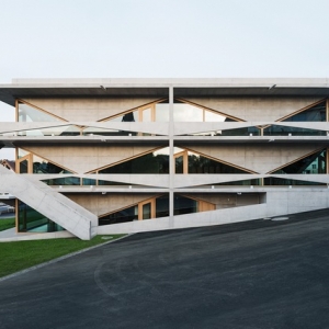 ѧУ׶԰ Newbuild School in Thal by Angela Deuber Architect