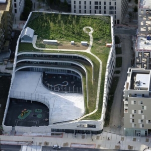 ѧ Primary School For Sciences And Biodiversity by Chartier Dalix Architectes