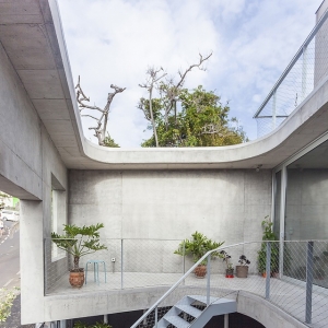  G House by Esa Acosta