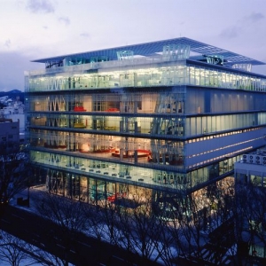 ̨ý Sendai Mediatheque by   Toyo Ito & Associates