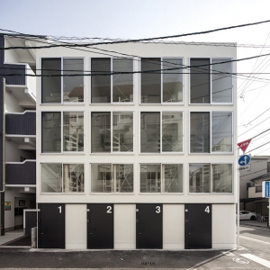 סլơSkinny Houses