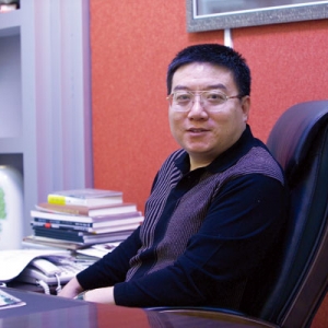 时评:建筑“贪大求怪”病咋治?