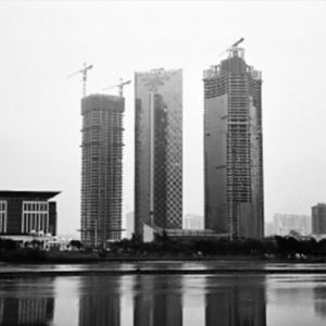 “擎天柱”升龙大厦将封顶 成闽江北岸在建最高楼