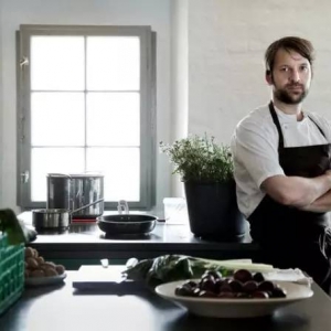 NOMA  Ren Redzepi ס