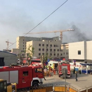 上海虹桥1号航站楼发生火灾 已致2死多伤