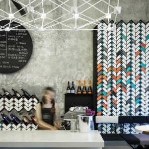 ÿڡư BuonaBocca Italian Winebar by Studio Ramoprimo