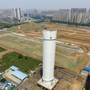 陕西世界级水平除霾试验装置除霾塔主体封顶