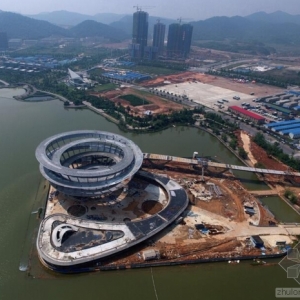 湖南长沙梅溪湖双螺旋观景平台主体完工