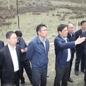 中铁一院院长刘为民陪同铁路总公司副总经理黄民一行现场调研西宁至成都铁路