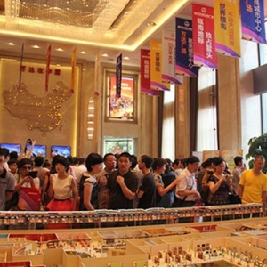 万达半年收入1200亿 亮丽成绩单背后的豪赌