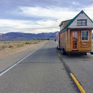 ޶˵Сݻμ Tiny House Expedition