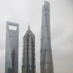 西媒:上海在地面沉降隐忧中建起更多摩天大楼