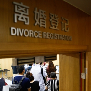 假婚买房怎封堵 专家建议离婚半年内限制购房