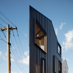 һǵϵϷӸ Acute House by OOF! architecture