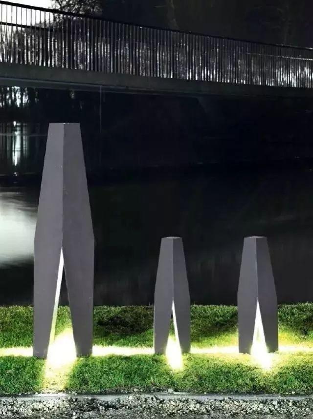 뾰ײֵ